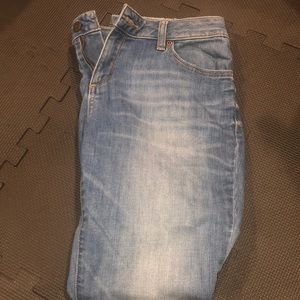Skinny blue jeans